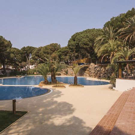 Wecamp Cala Montgo Hotel L' Escala Bagian luar foto