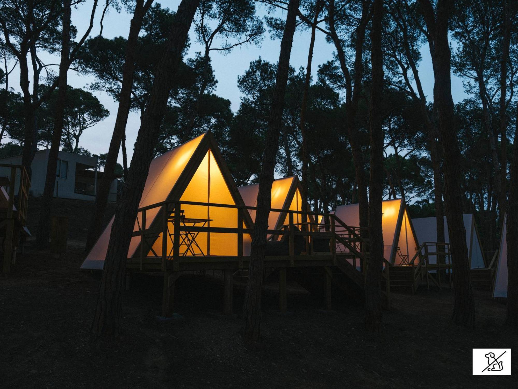Wecamp Cala Montgo Hotel L' Escala Bagian luar foto